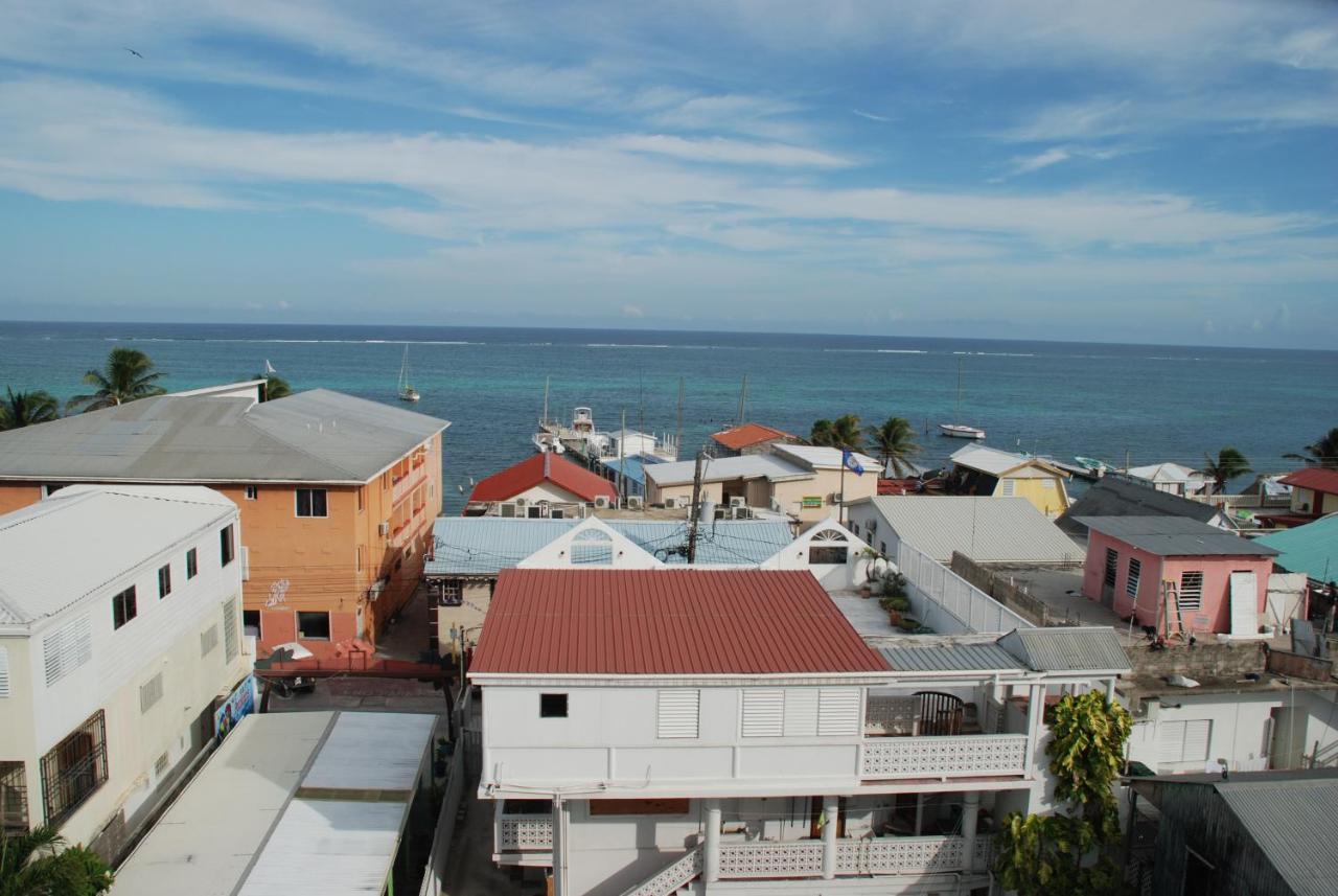 Hotel Coastalbay 2 & Golf Cart Rental San Pedro  Extérieur photo